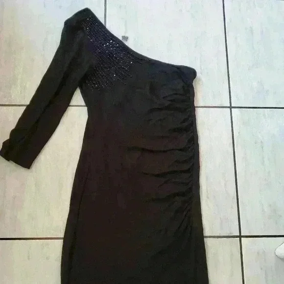 NWT GUESS ONE SHOULDER DRESS SIZE MEDIUM​ - Picture 5 of 6